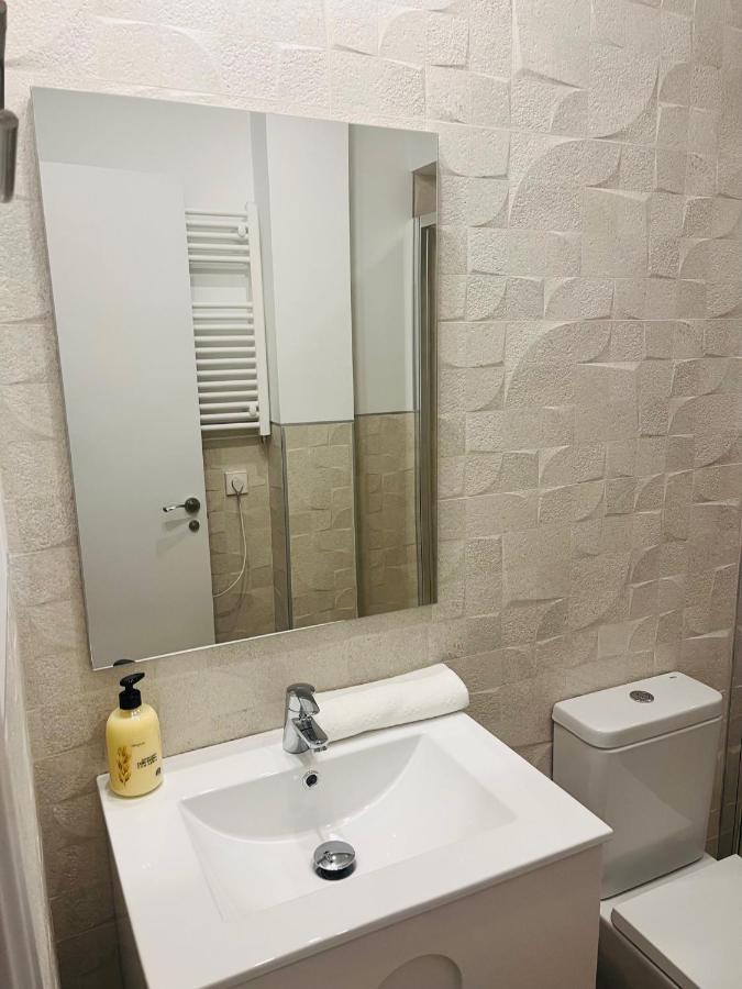 Bernabeu/ C.Universitaria Apartments Madrid Exterior foto