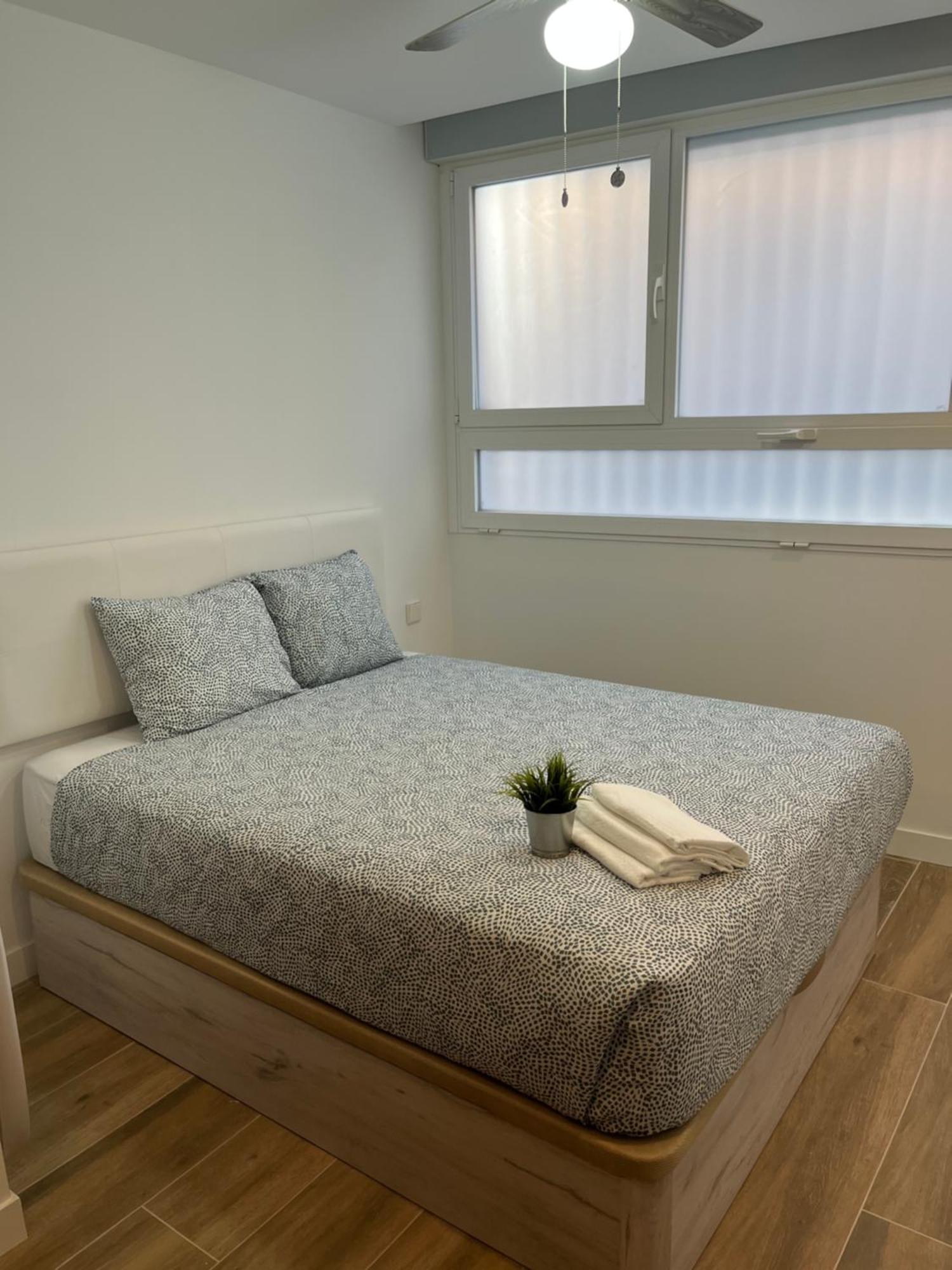Bernabeu/ C.Universitaria Apartments Madrid Exterior foto